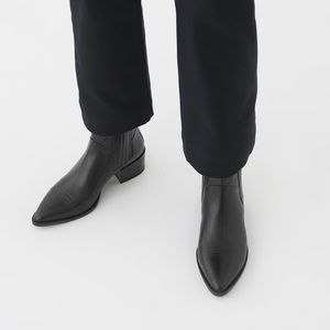 Brown Vagabond chelsea booties